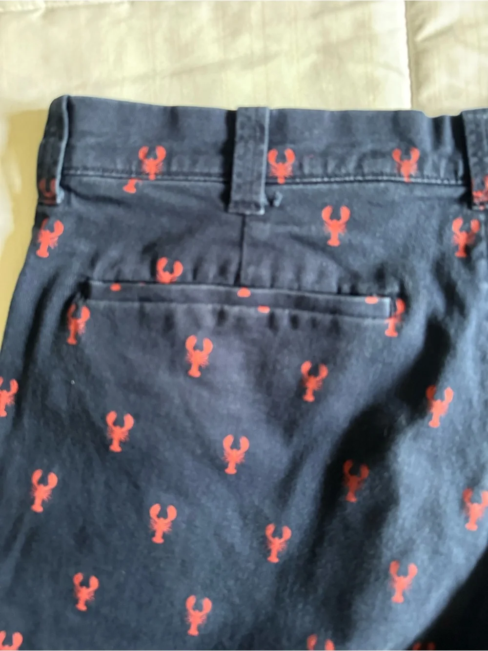 J. Crew Unisex Navy Shorts with Red Lobster Print 99% Cotton Sz 32 7